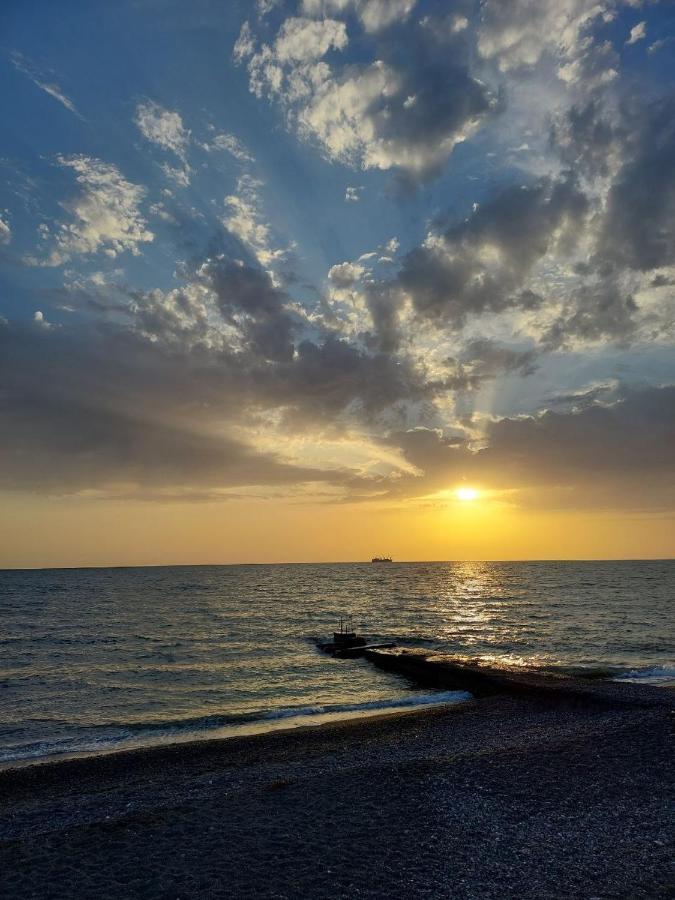 Мир Ochamchira Εξωτερικό φωτογραφία